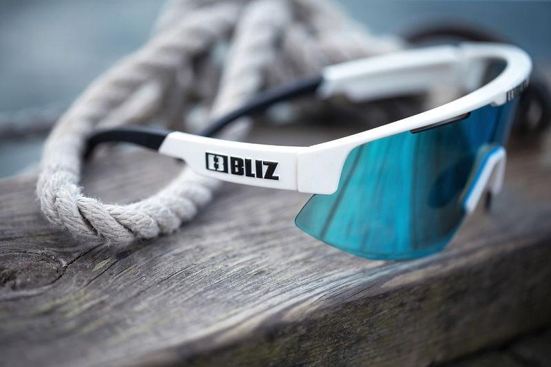 52804-03_matrix-bliz-sunglasses_sailing_white_sportsglasses_detail4-small