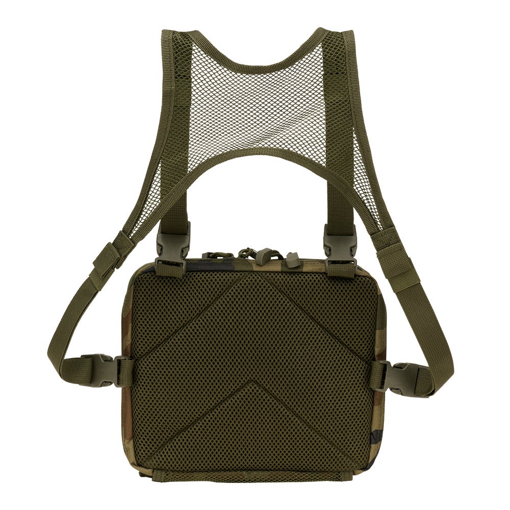 brandit_us_cooper_chestbag_woodland_02