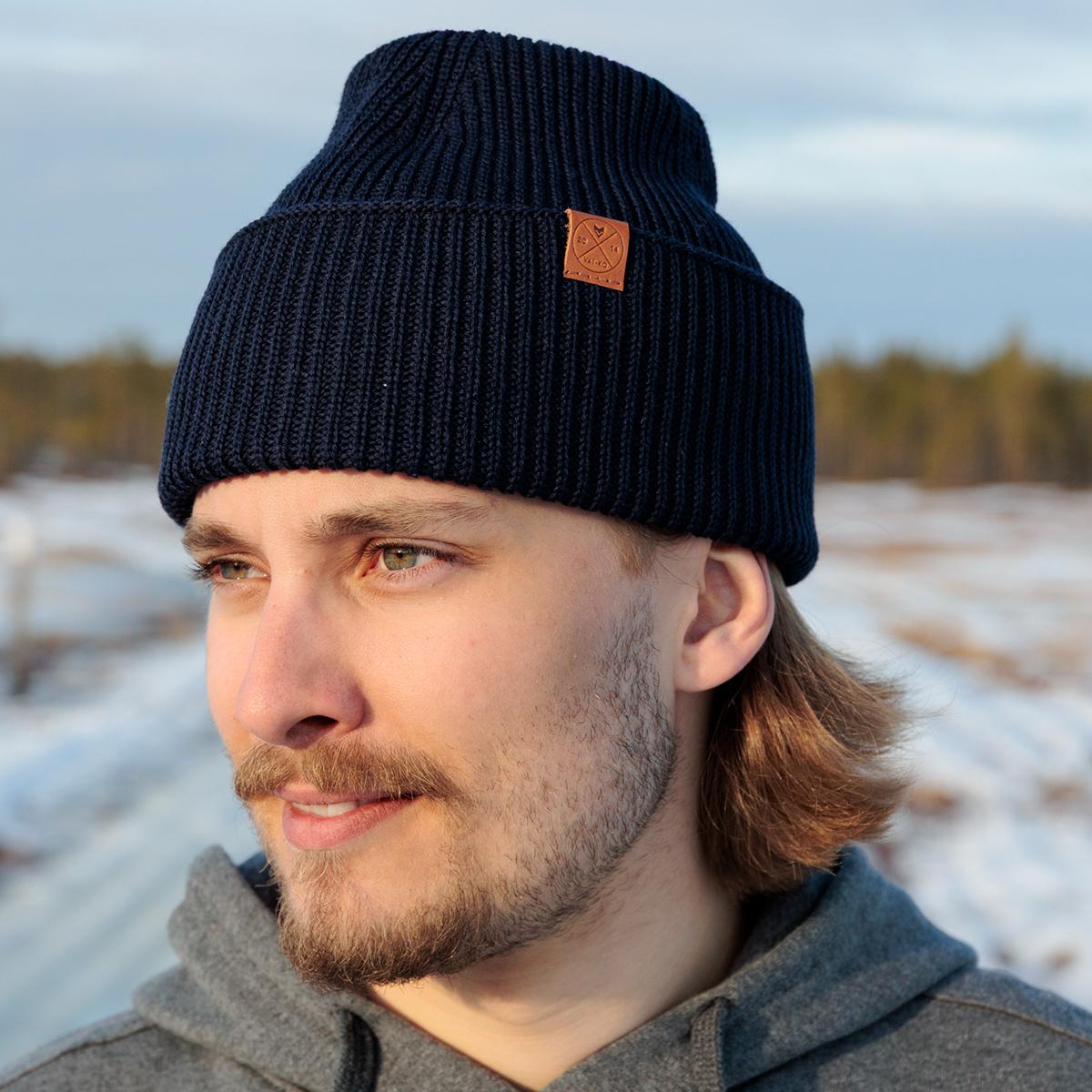 vaiko_luosto_deepnavy_01 vaiko_luosto_deepnavy_01